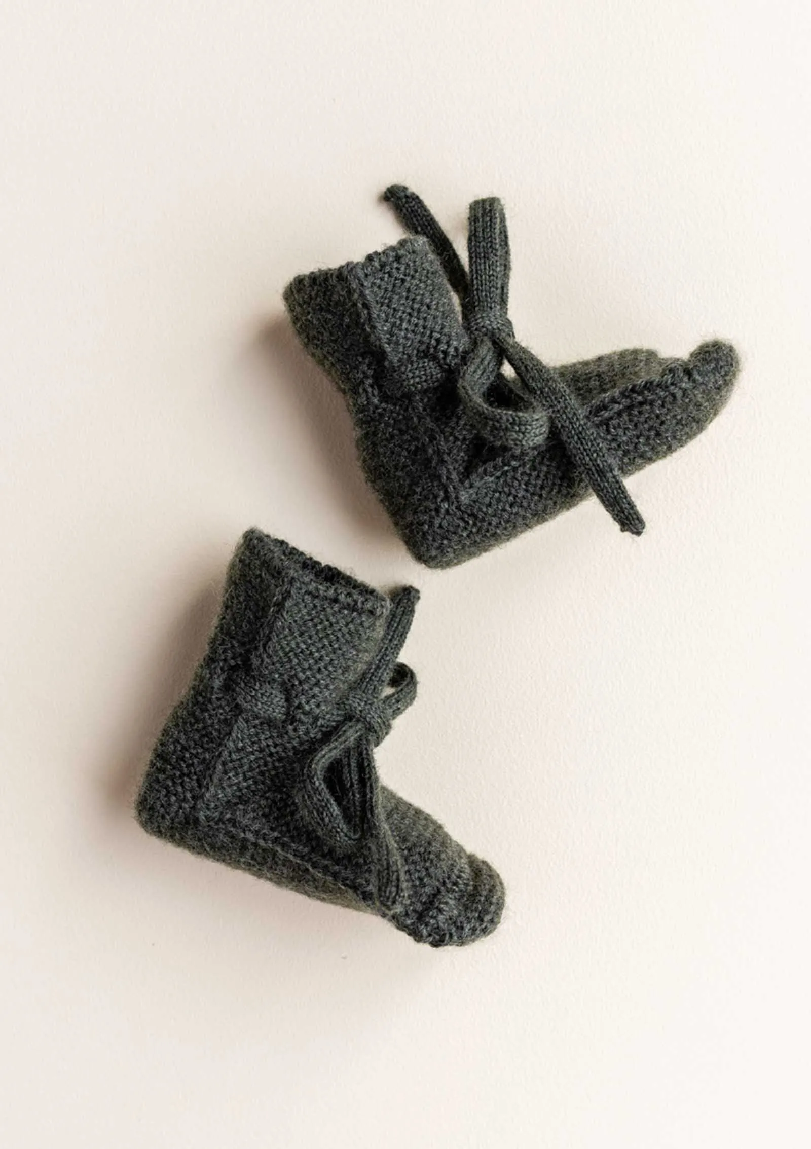 Booties Pine