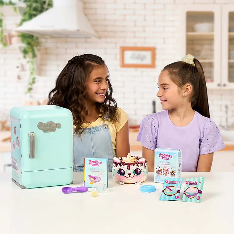 Cookeez Makery S2 Freezy Cakez Playset