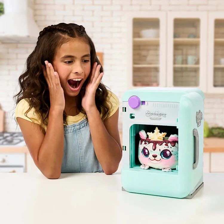 Cookeez Makery S2 Freezy Cakez Playset