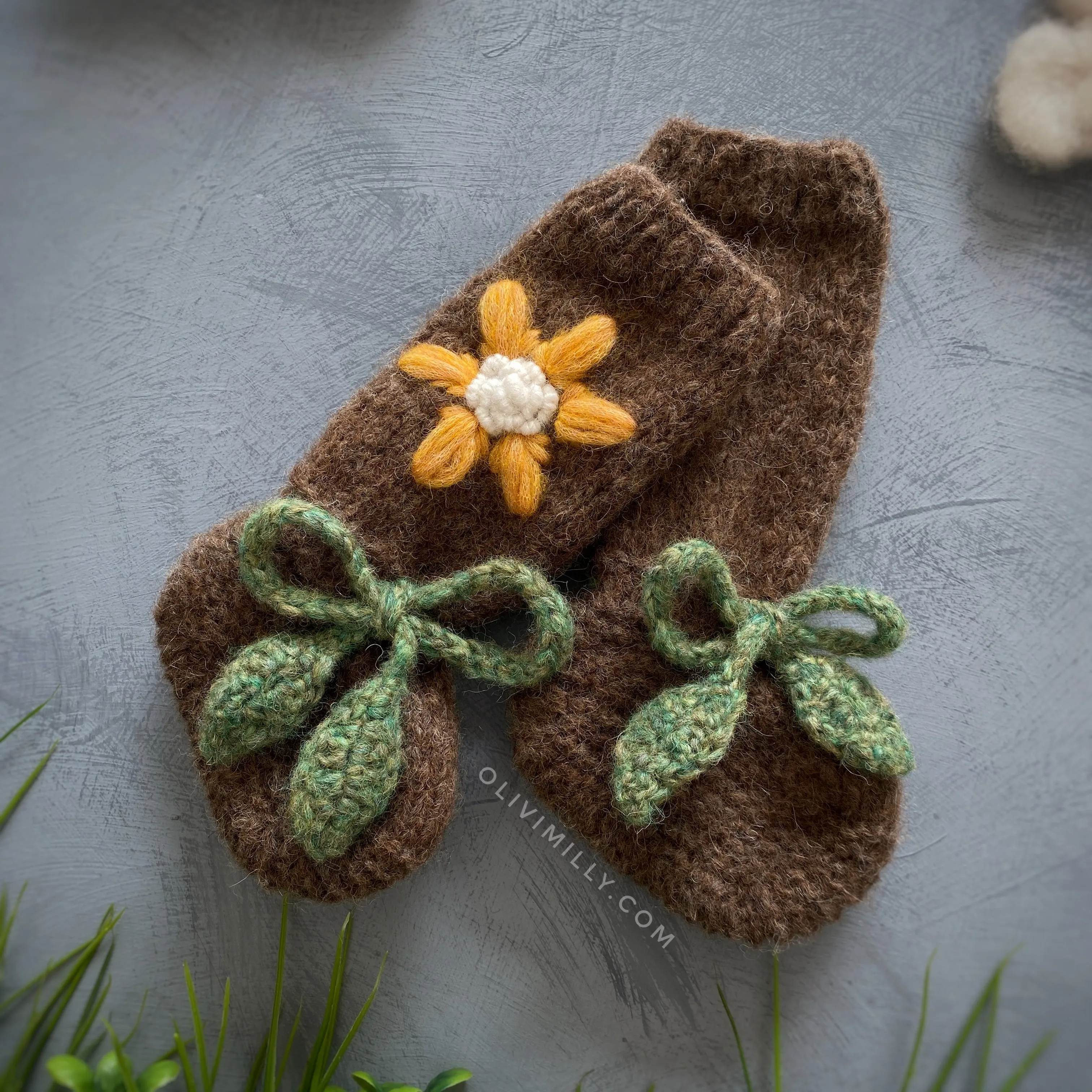 Flower Rain Booties |brown| in stock (9-12m)