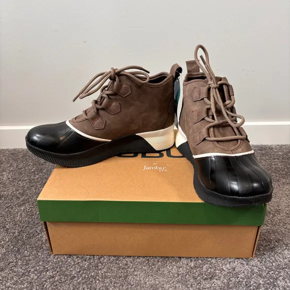 JBU Women's 7.5 Brown Linette Lace-Up Water-Resistant Duck Booties / Boots NIB