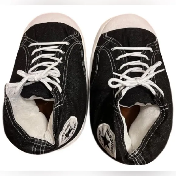 Kids to adult, New With Tags Converse All Star Hi Top Sneaker Slippers OS