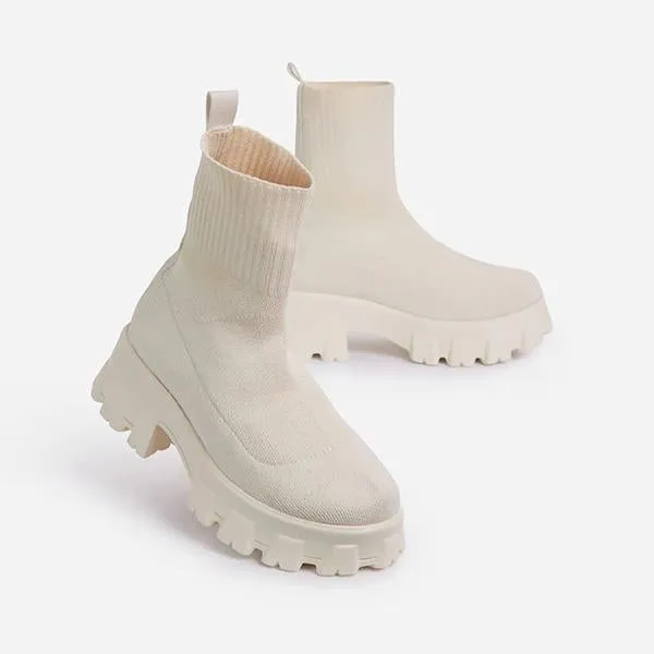 KNITTED BOOTIES