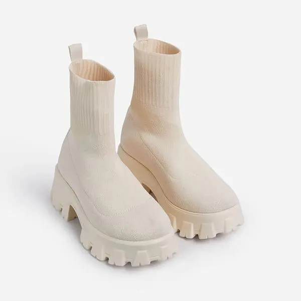 KNITTED BOOTIES