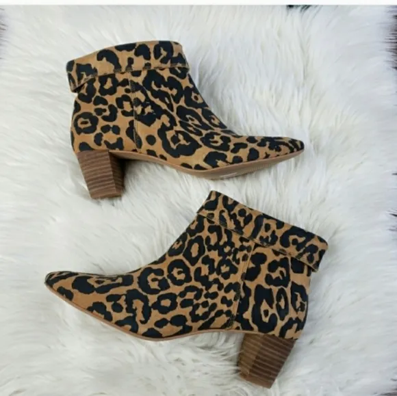 Lucky brand Zaprika suede booties 8.5