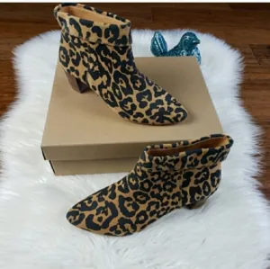 Lucky brand Zaprika suede booties 8.5