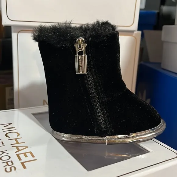 Michael Kors Baby Sweet booties boots crib shoes girls velour blk infant Size 1