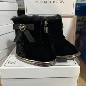 Michael Kors Baby Sweet booties boots crib shoes girls velour blk infant Size 1