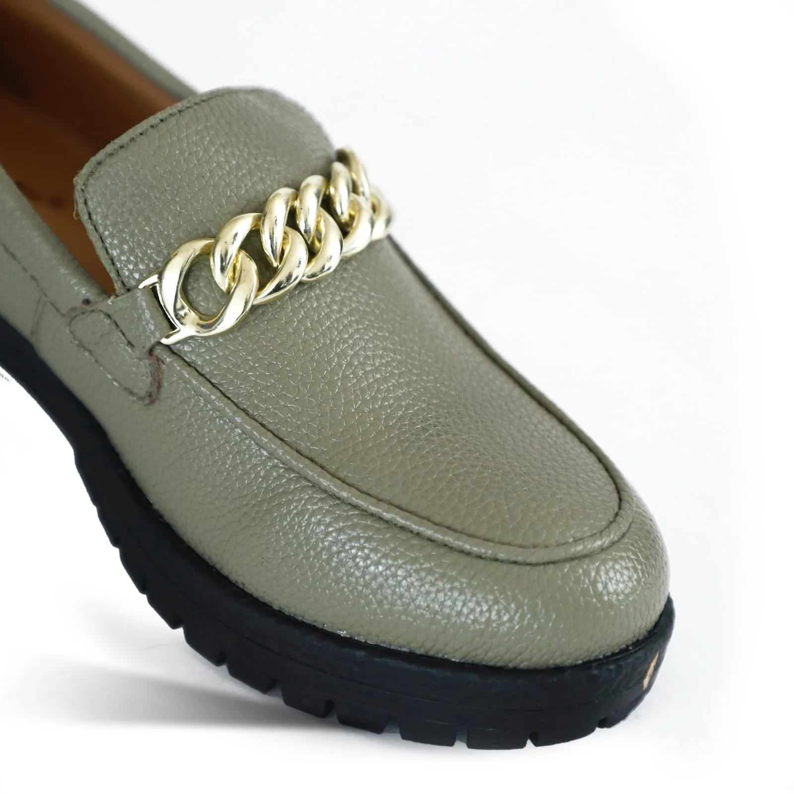 NICHE Women Brawny Buckle Loafers (Green)