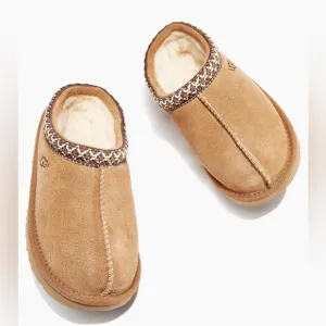 Ugg Kids Tasman II Embroidered Slipper size 8
