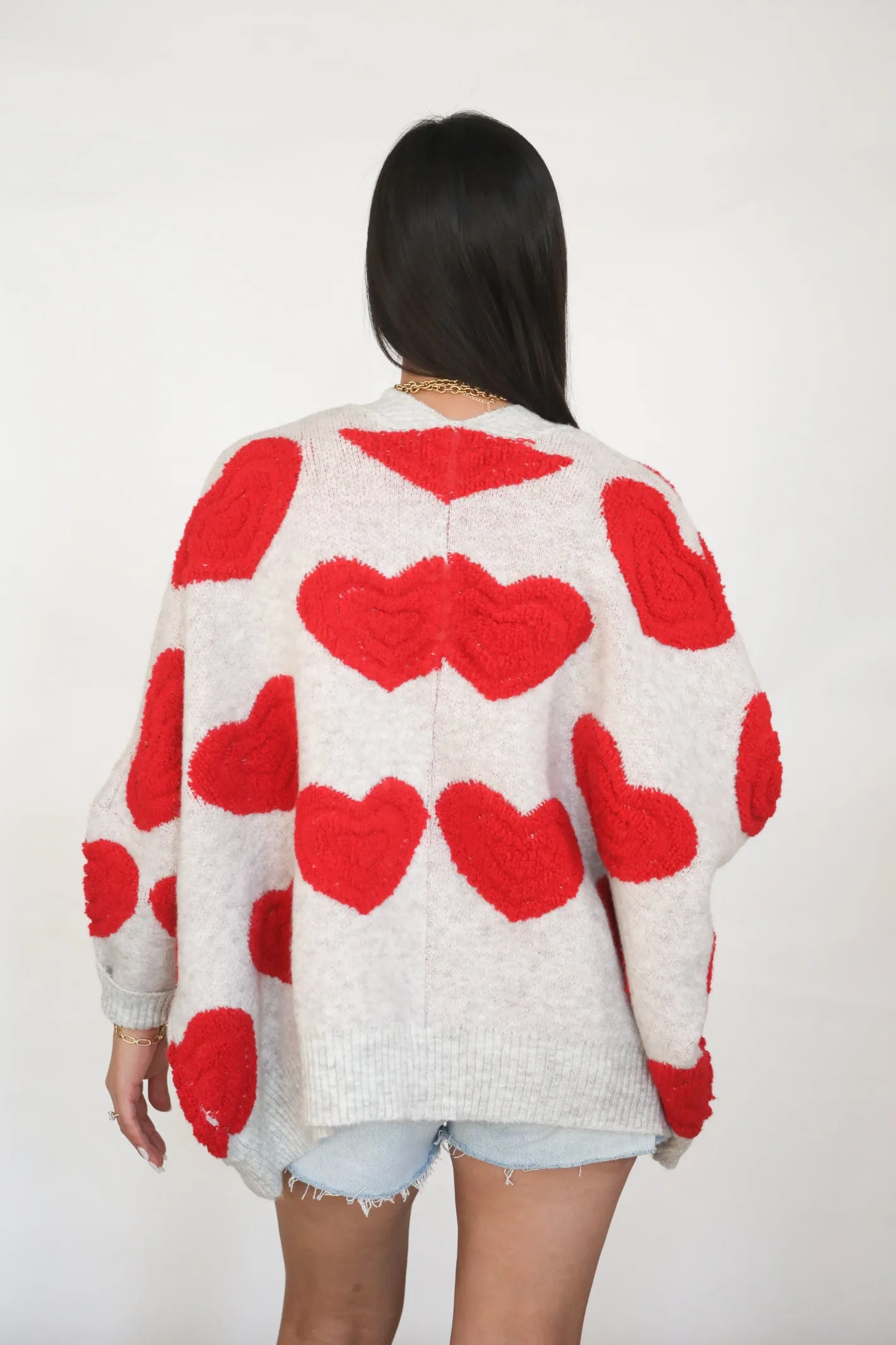 WARM EMBRACE HEART KNIT CARDIGAN